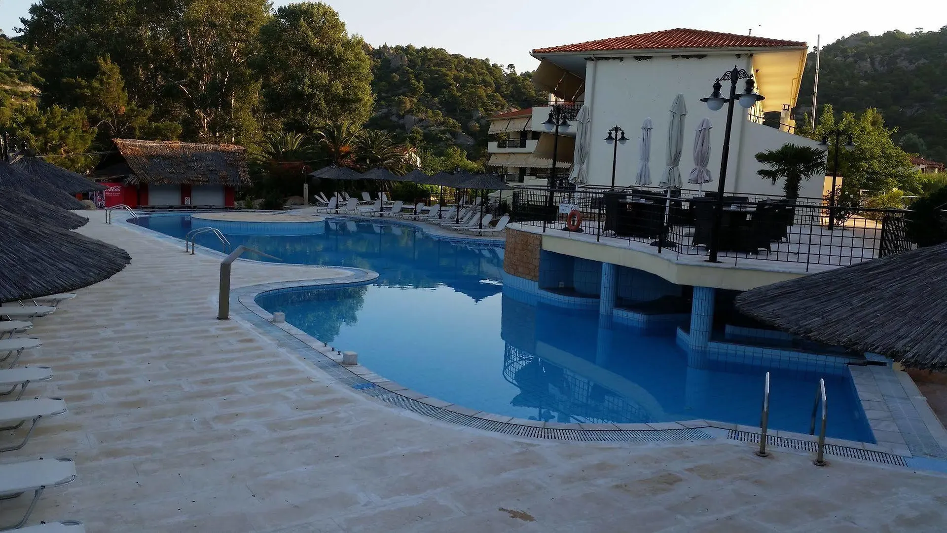 Hotel Makednos Nikiti  3*, Nikiti (Sithonia) Grecia